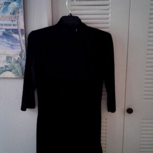 Elegant Black Velveteen Midi Dress